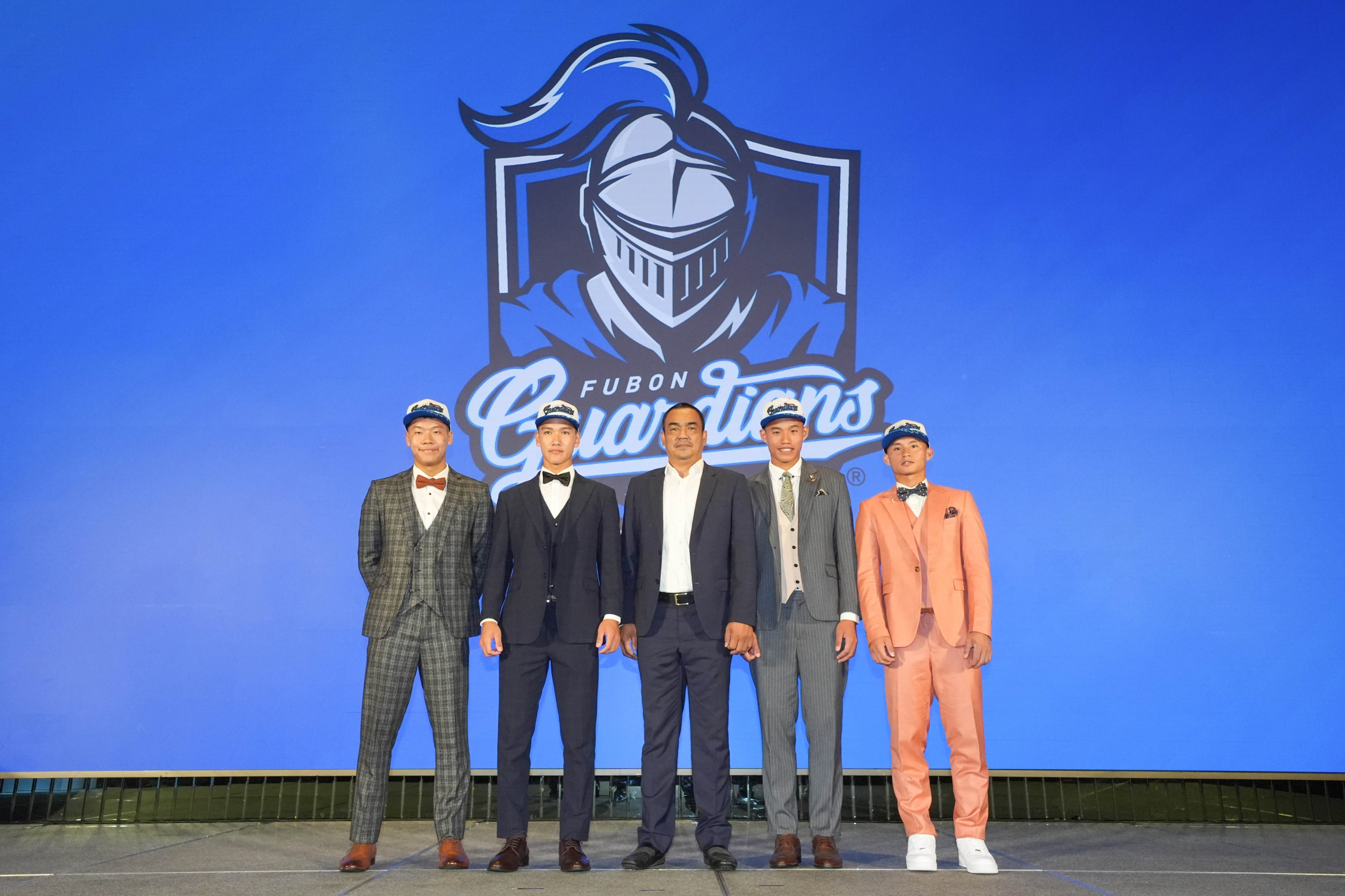 中職》富邦就缺捕手、牛棚！狂選10新秀　林威助養成、即戰力兼顧：很開心